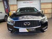 INFINITI Q30