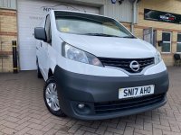 NISSAN NV200