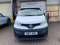 NISSAN NV200