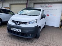 NISSAN NV200