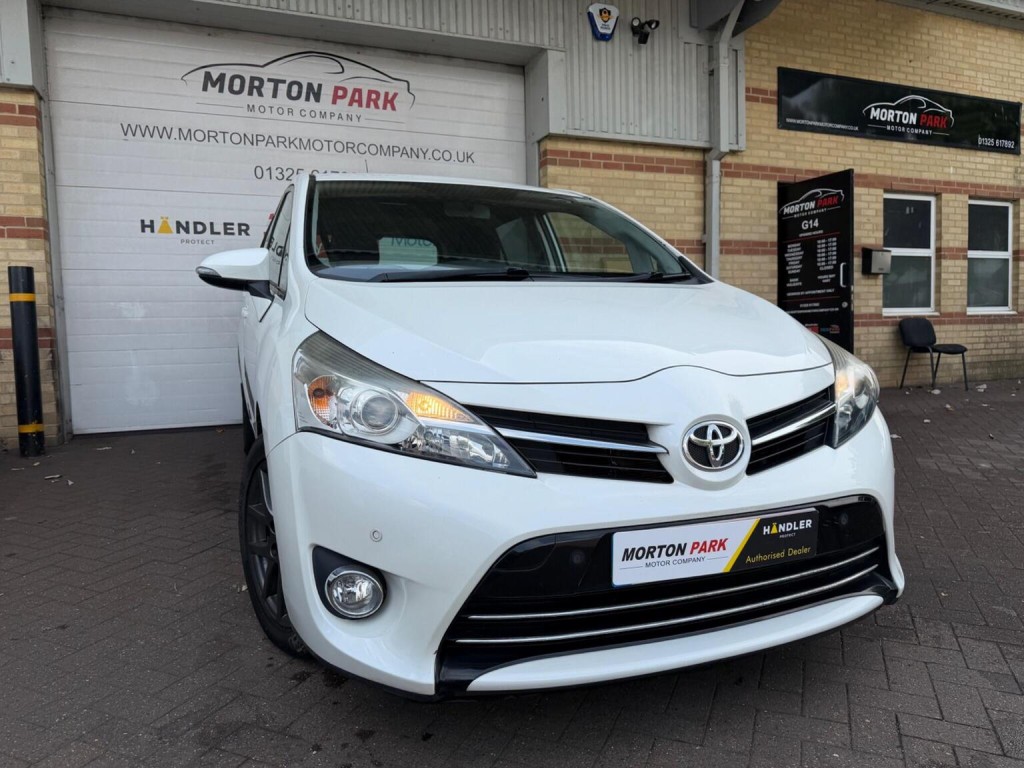 2015 Toyota Verso